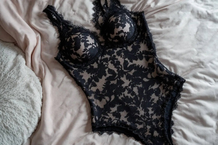 Bodys dentelle sexy : conseils pour les intégrer à vos tenues quotidiennes avec élégance et style