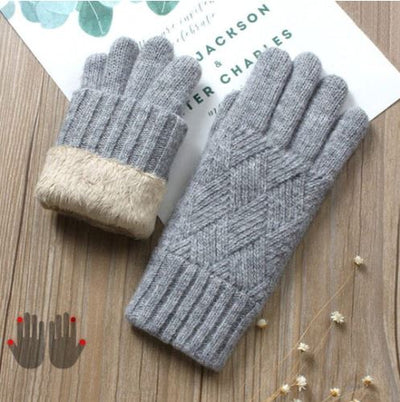 Women's Touch Gloves: The Must-Have Accessory Against the Cold