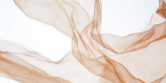 Longue écharpe femme volant.