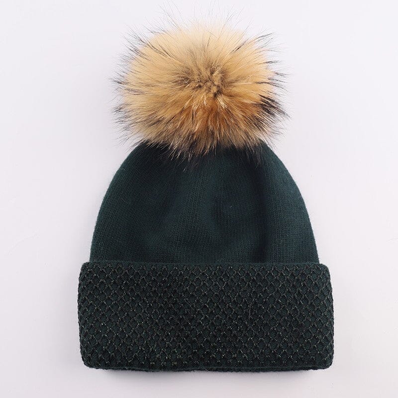 bonnet pompon amovible laurena en laine, vert foncé et beige, idéal pour l'hiver, style chic et élégant