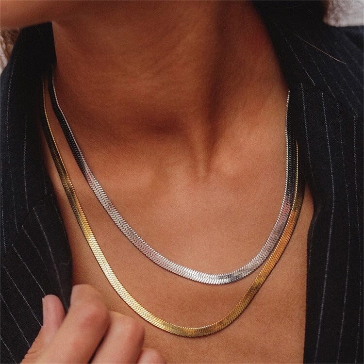 chaine dorée emma pour femmes avec design élégant et moderne en maille miroir parfaite pour toutes occasions