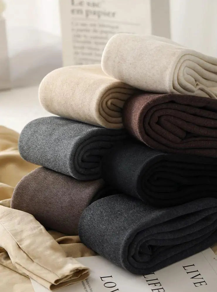 collants molletonnés hiver en cachemire disponibles en 6 coloris différents pour une chaleur optimale par temps froid