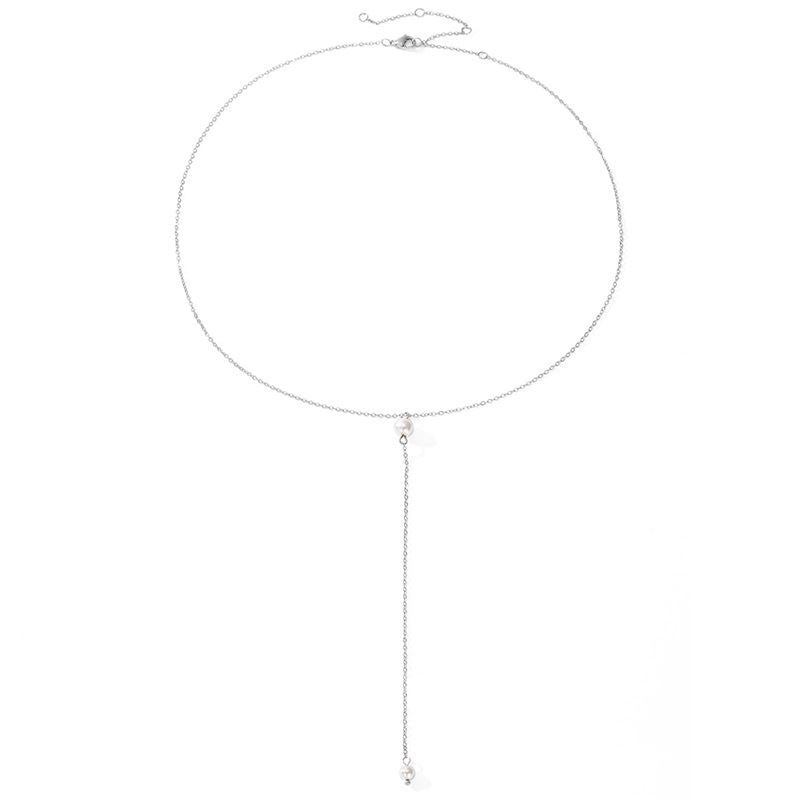 collier délicat en perle blanche, modèle caroline, élégant sautoir long parfait pour les tenues de soirée ou événements formels