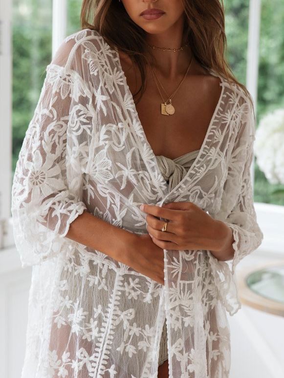 kimono dentelle blanc pour la plage elisabeth, parfait pour un look estival élégant et raffiné, idéal pour l'été