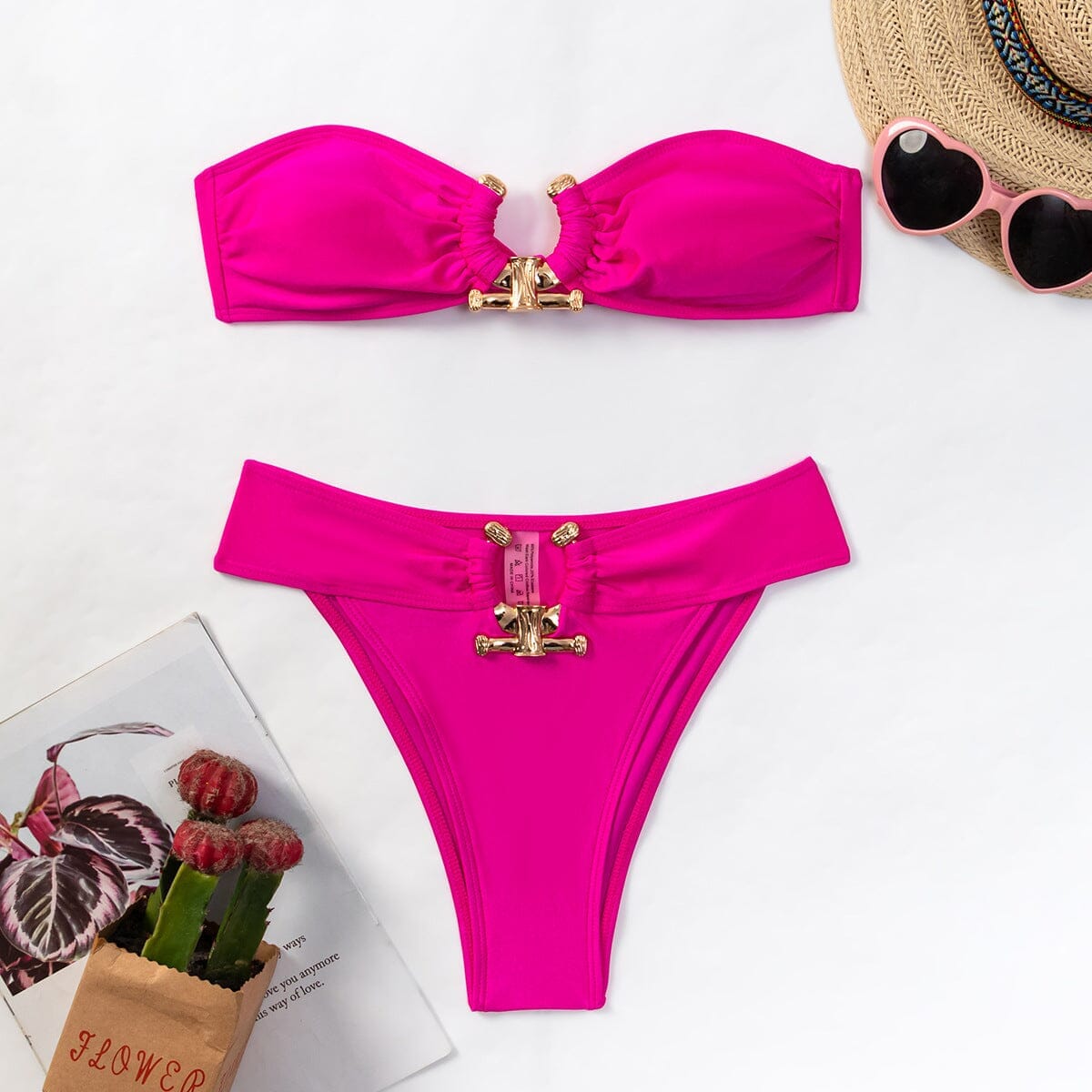 maillot de bain 2 pièces taille haute - aliya en rose avec bandeau et ornements dorés, parfait pour l'été à la plage