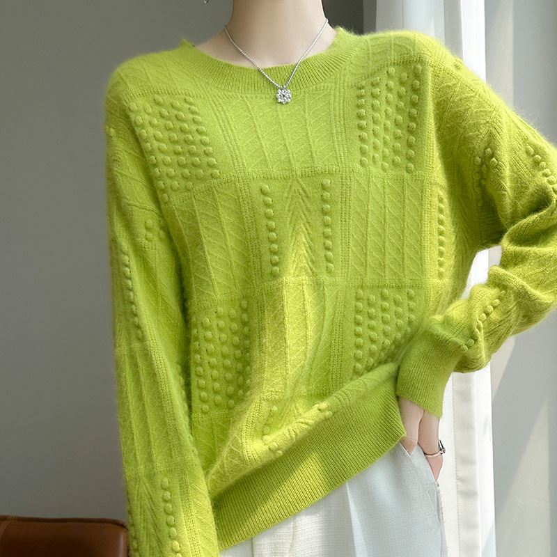 Pull en laine pour femme vert avec motif texturé, pull chaud et confortable idéal pour l'hiver et les soirées fraîches.