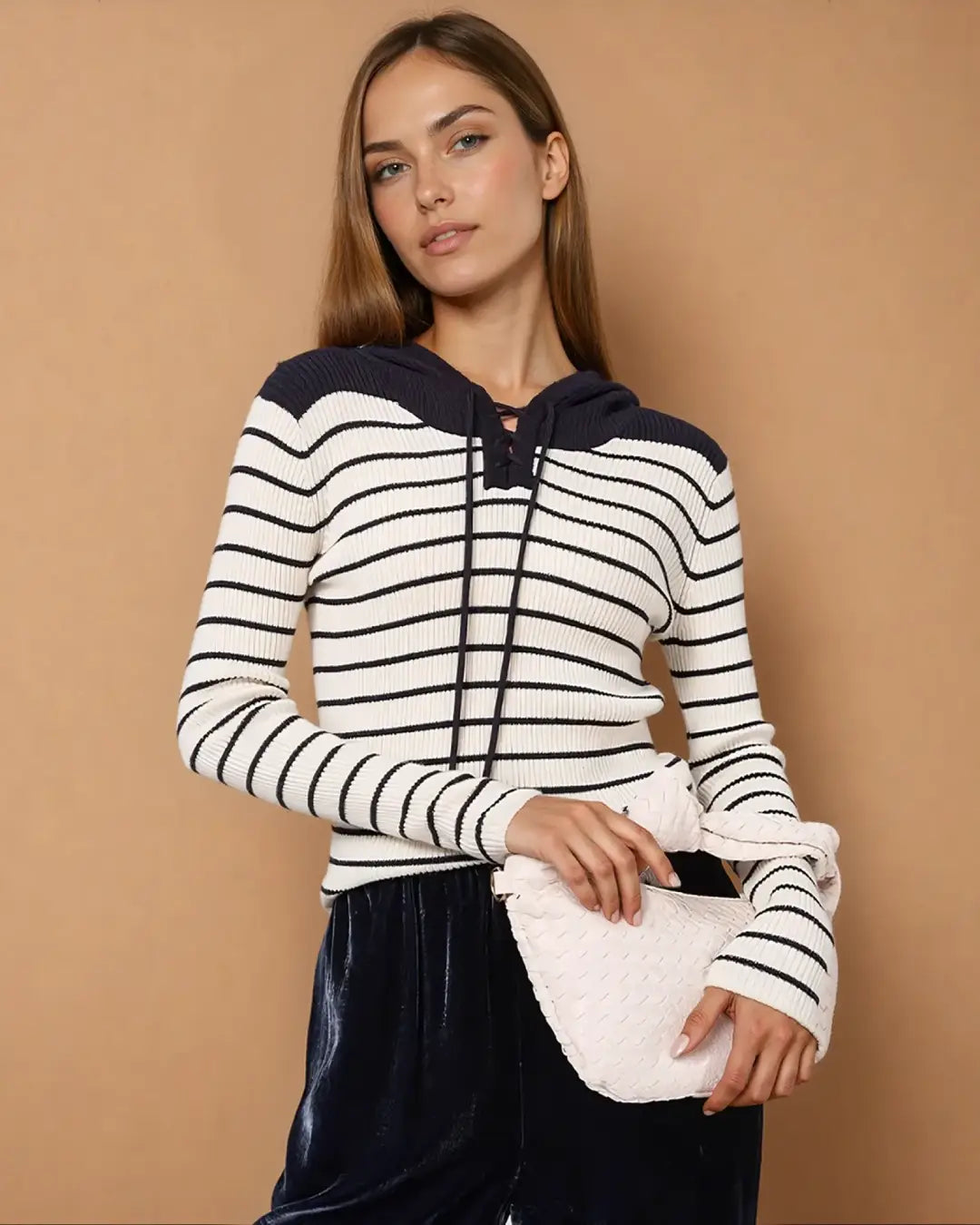 Pull en laine mérinos rayé heidi au look élégant, idéal pour un style chic et décontracté, confort et tendance assurés.