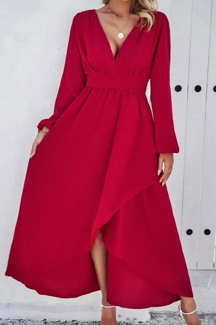 robe longue à manches longues gaia en tissu fluide rouge, idéale pour une soirée élégante ou un événement spécial