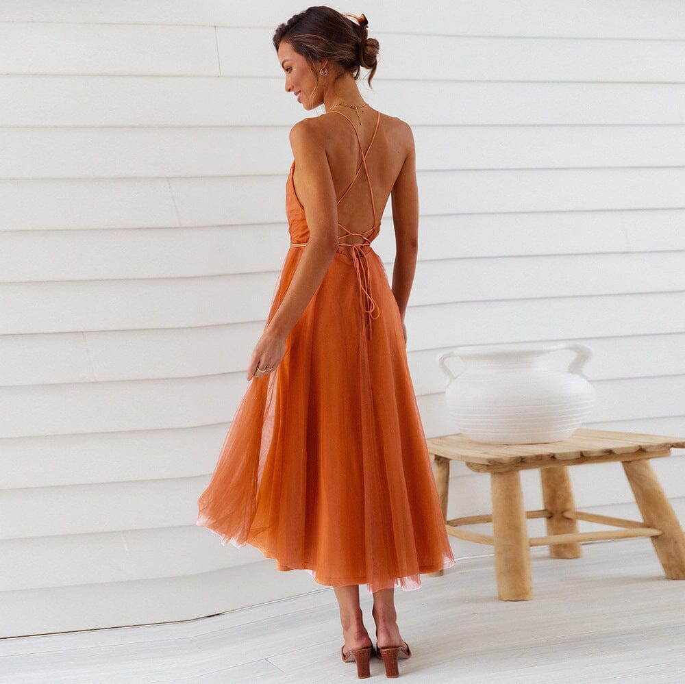 robe longue tulle jenny orange dos nu, élégante et fluide pour événements estivaux, vue de dos avec bretelles croisées