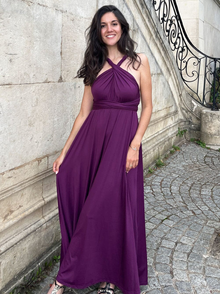 Robe multiposition Odyssée violette, élégante et polyvalente, parfaite pour toutes les occasions formelles et festives.