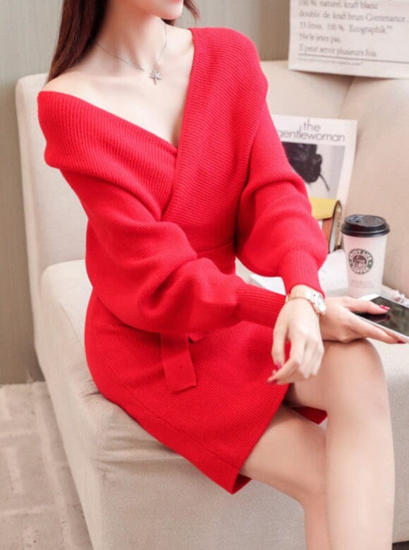 Femme portant Robe Pull Cache Coeur - Victoria Rouge Taille unique - Les Petits Imprimés