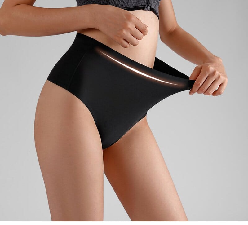 tanga taille haute maurine en noir avec bande élastique confortable pour un maintien optimal, lingerie élégante et féminine