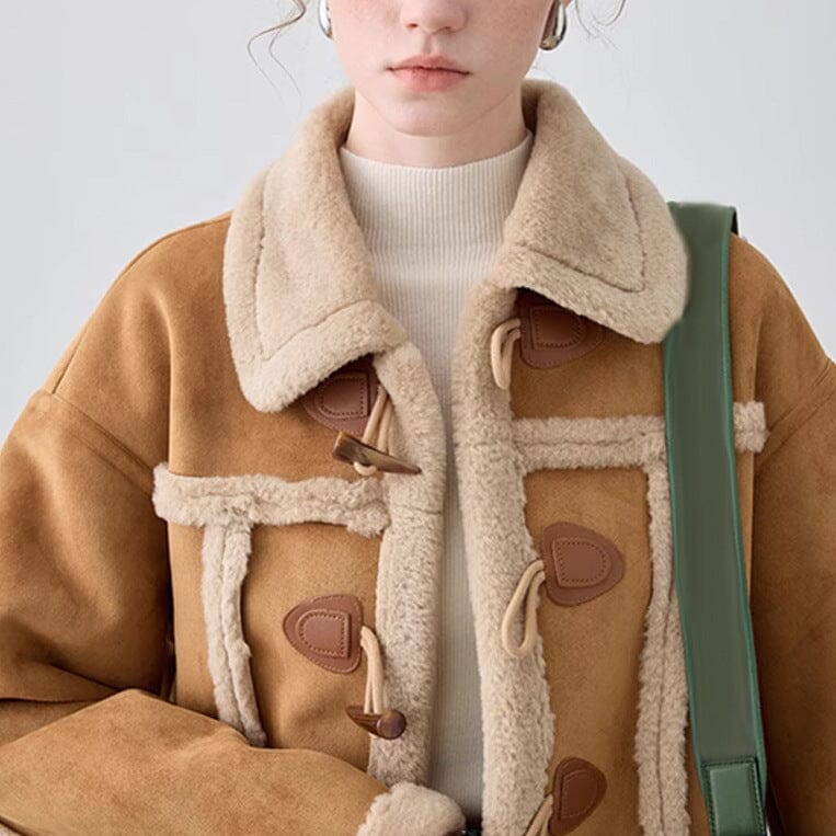 blouson fourré femme valeria élégant et chaud, idéal pour l'hiver, avec des détails en cuir et une doublure en fourrure