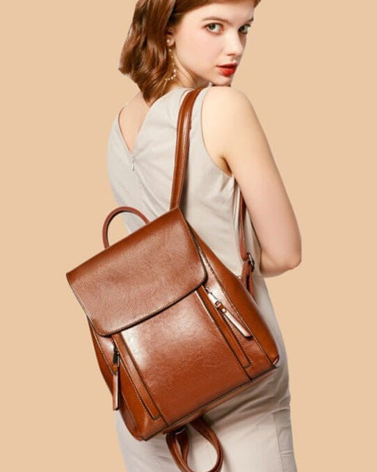 sac à dos en cuir marron pour femme élégant et tendance pour un usage quotidien ou professionnel, mode et fonctionnel