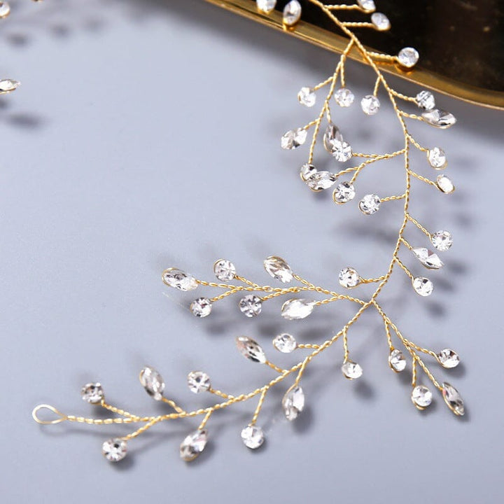 bijou de tête mariage giulia en forme de branche dorée ornée de cristaux étincelants pour accessoires de mariée élégante