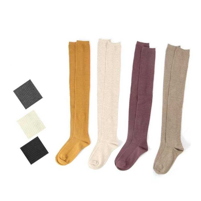 chaussettes hautes mi cuisses femme en laine et coton disponibles en plusieurs couleurs, parfaites pour l'hiver.