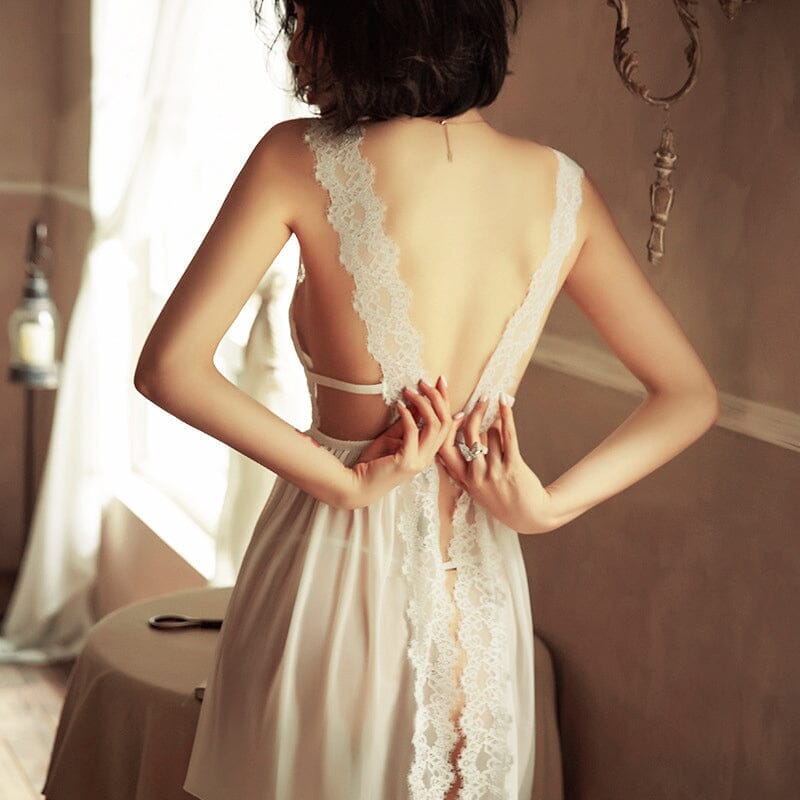nuisette dentelle talia en dentelle blanche avec dos nu et détails délicats pour femme, parfaite pour une nuit romantique