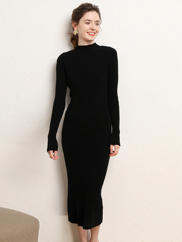 Femme portant Robe Pull Col Roulé - Celestine Noir S - Les Petits Imprimés