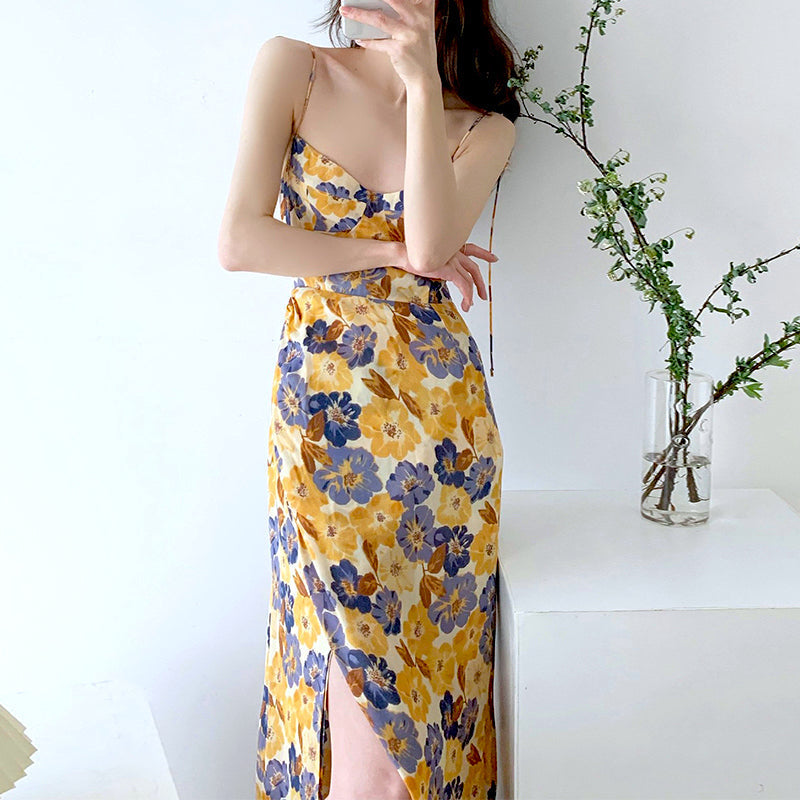robe mi-longue fleurie avec fente en tissu léger parfaite pour l'été, modèle rosalie. idéale pour un look bohème chic