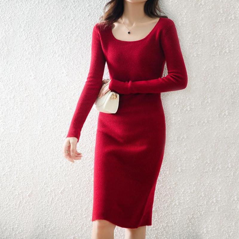 robe pull laine noéline rouge en cachemire avec manches longues, idéale pour l'hiver, look élégant et confortable